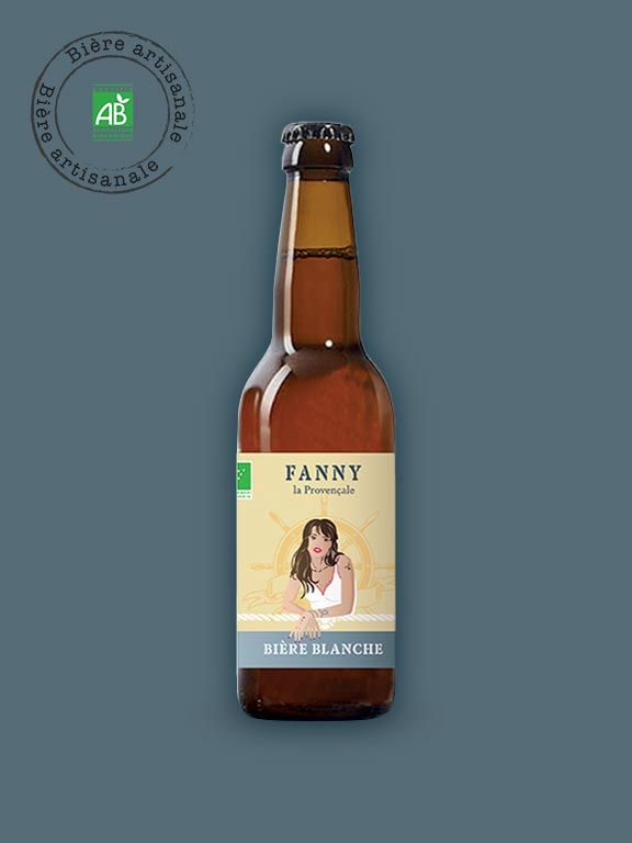 Bouteille de bière blanche Fanny la Provençale, brassée en Provence, fond bleu gris doux